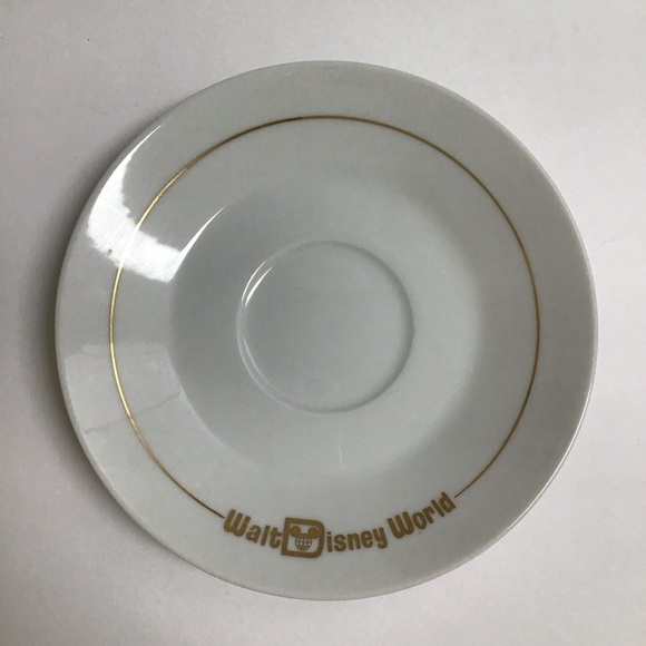 Walt Disney World Cinderella's Castle Tea Cup & Saucer Gold Trim 1970’s Vintage - Picture 9 of 12